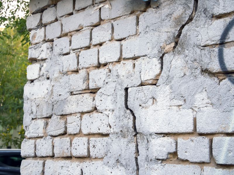Signs You Need Masonry Repairs